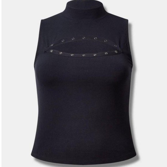 NWT Torrid Black Rib Mock Neck Cut Out Snap Crop Tank Size 4X - Picture 4 of 5